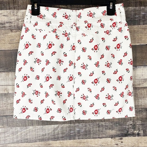 Urban Outfitters UO BDG Floral White Y2K Denim Skirt - Picture 3 of 6